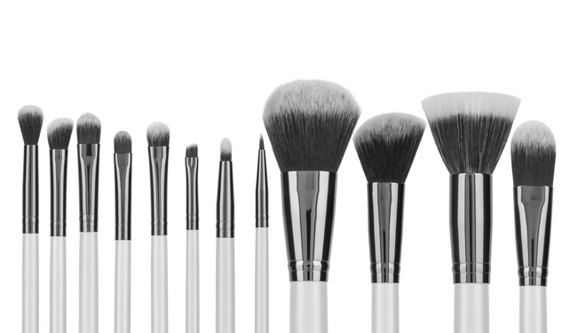 Tip:  vergeet niet om make-up kwasten te reinigen