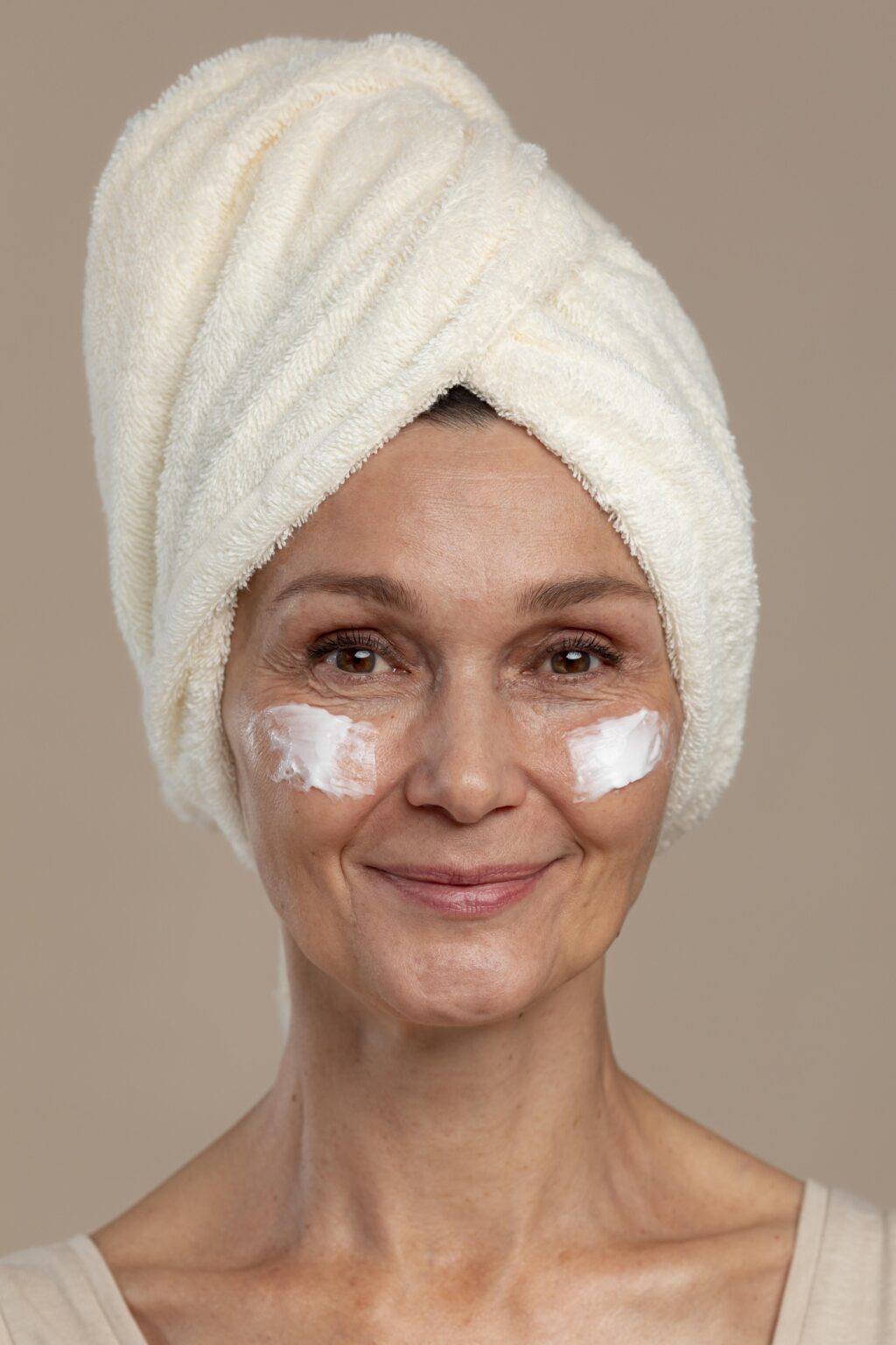 antiaging beauty treatment 1024x1536 - antiaging-beauty-treatment -